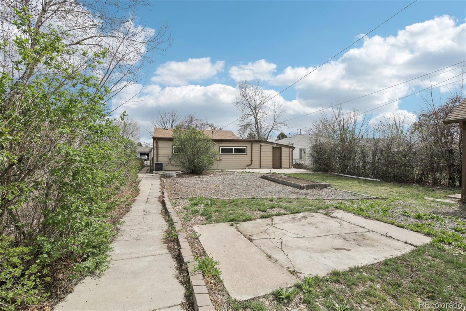 977 Yates Street Denver CO 80204