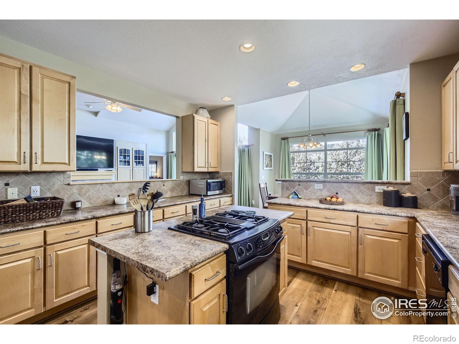 104 Noland Court Lyons CO 80540