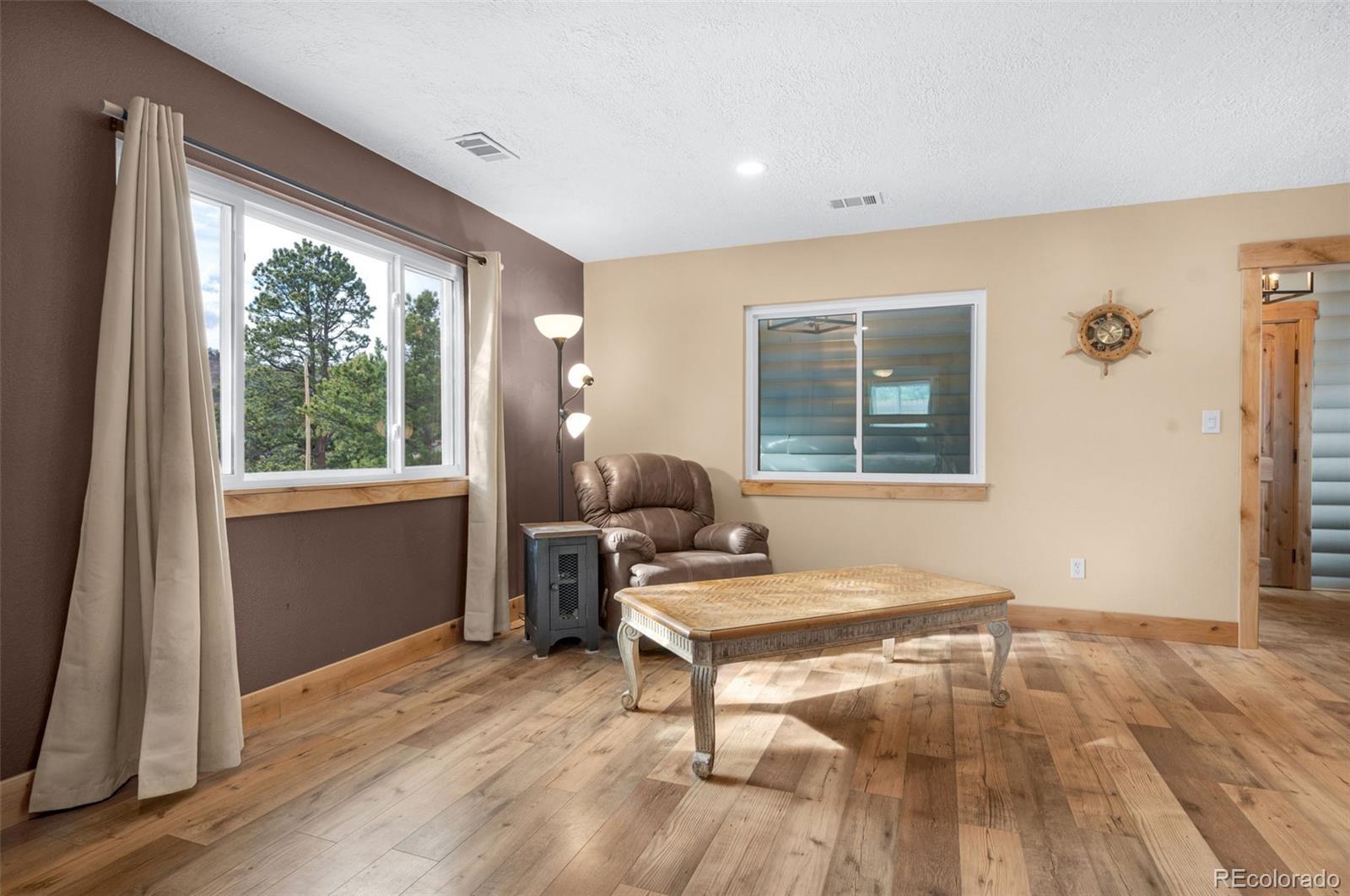 15632 Ray Drive Larkspur CO 80118
