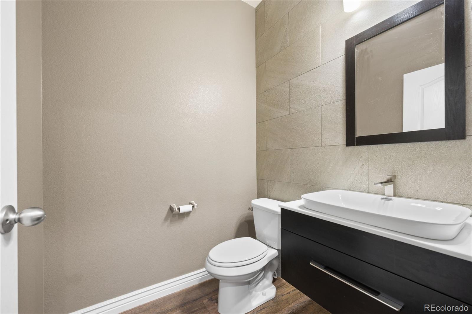 25084 E Pinewood Place Aurora CO 80016