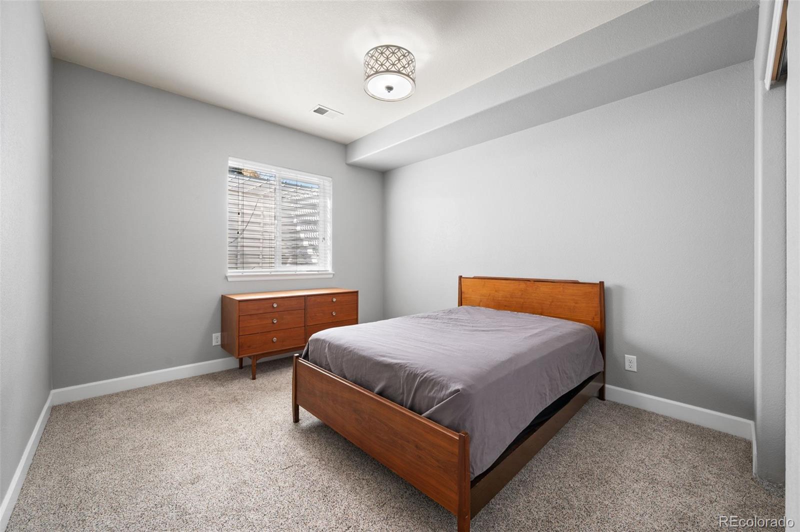 25084 E Pinewood Place Aurora CO 80016