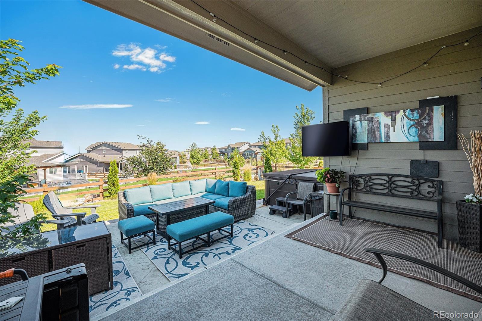 9294 Dunraven Loop Arvada CO 80007