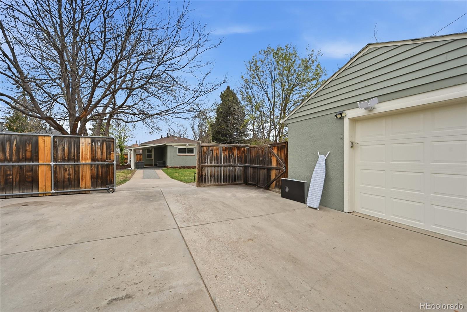 2010 S Saint Paul Street Denver CO 80210