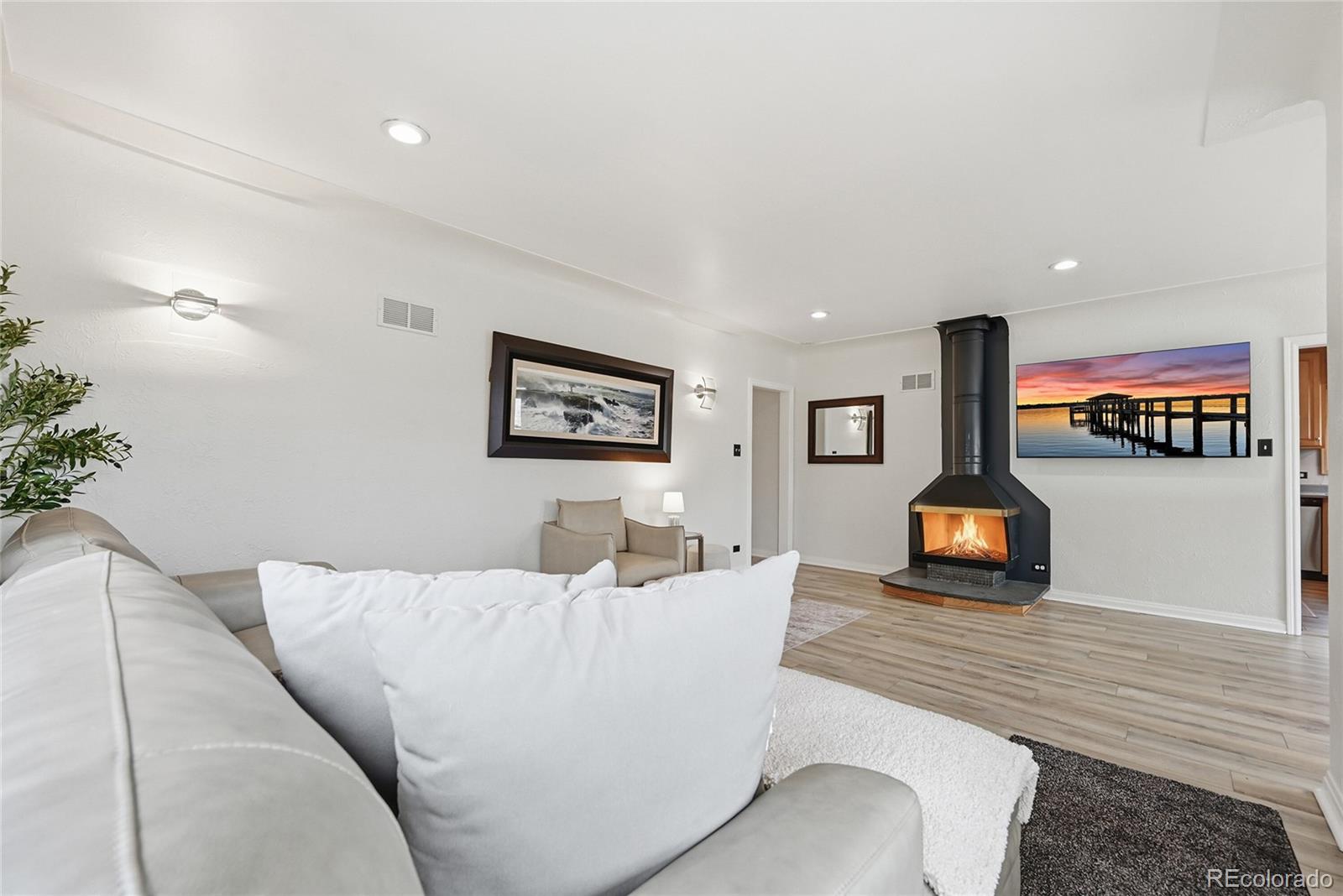 2010 S Saint Paul Street Denver CO 80210