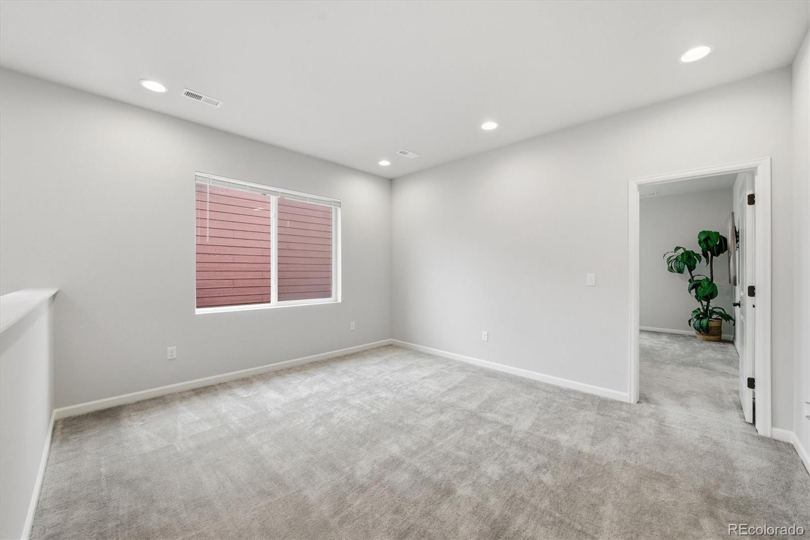 8726 Middle Fork Street Littleton CO 80125