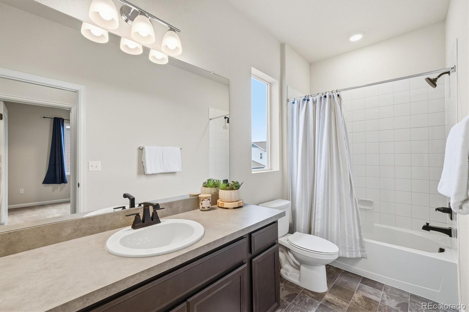 8726 Middle Fork Street Littleton CO 80125