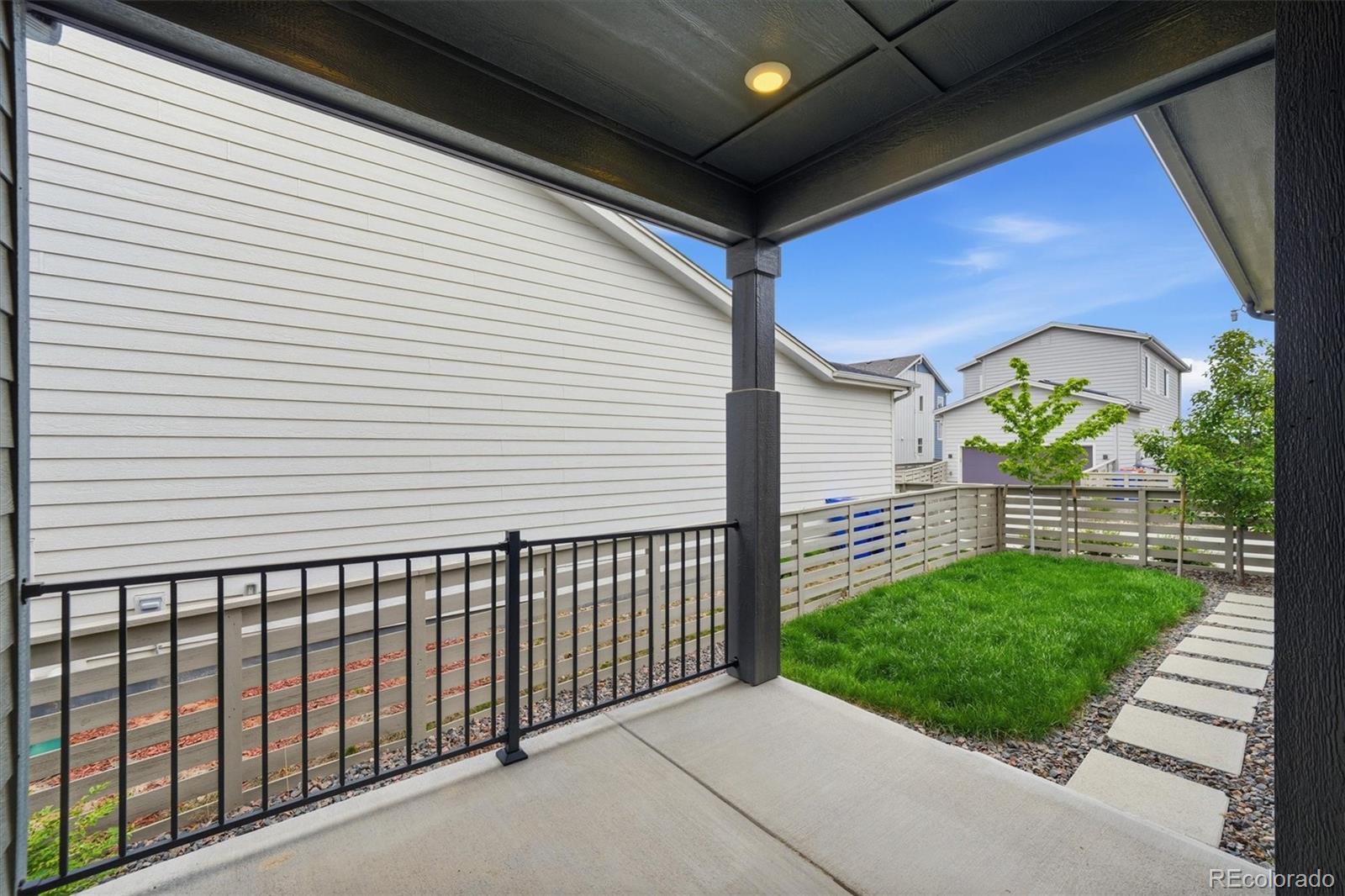 8726 Middle Fork Street Littleton CO 80125