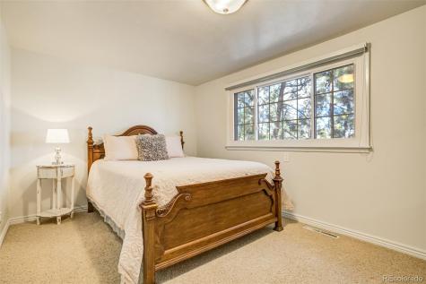 1260 Timber Valley Road Colorado Springs CO 80919