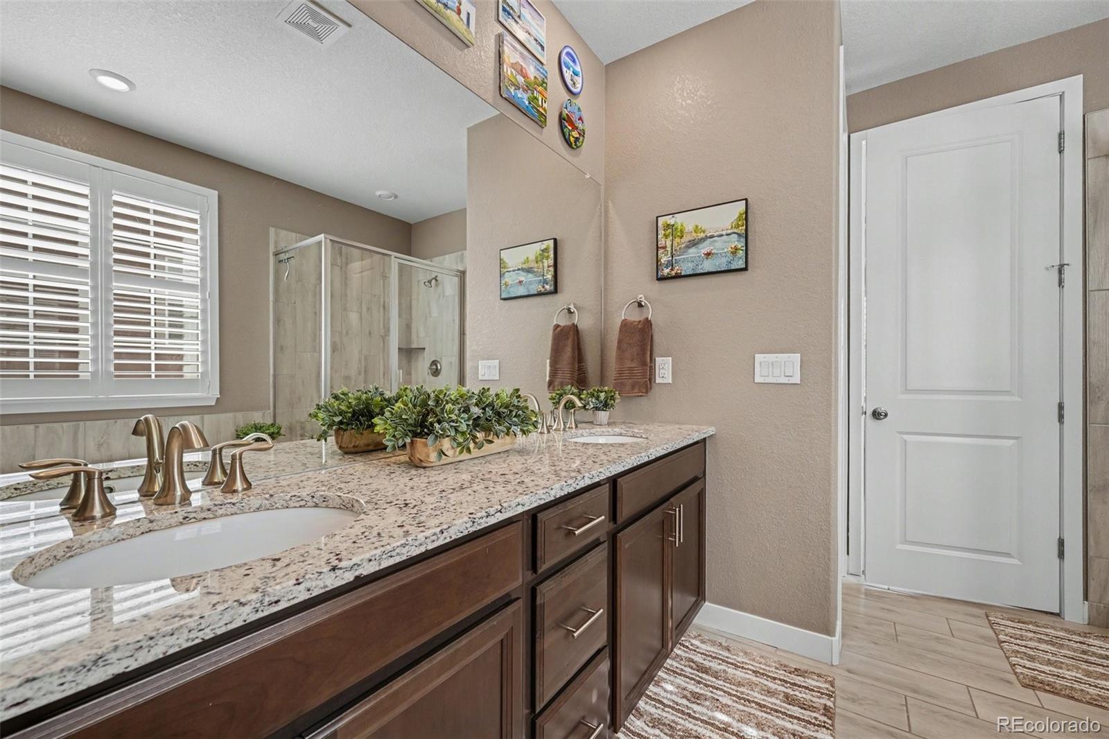 8188 S Yantley Court Aurora CO 80016