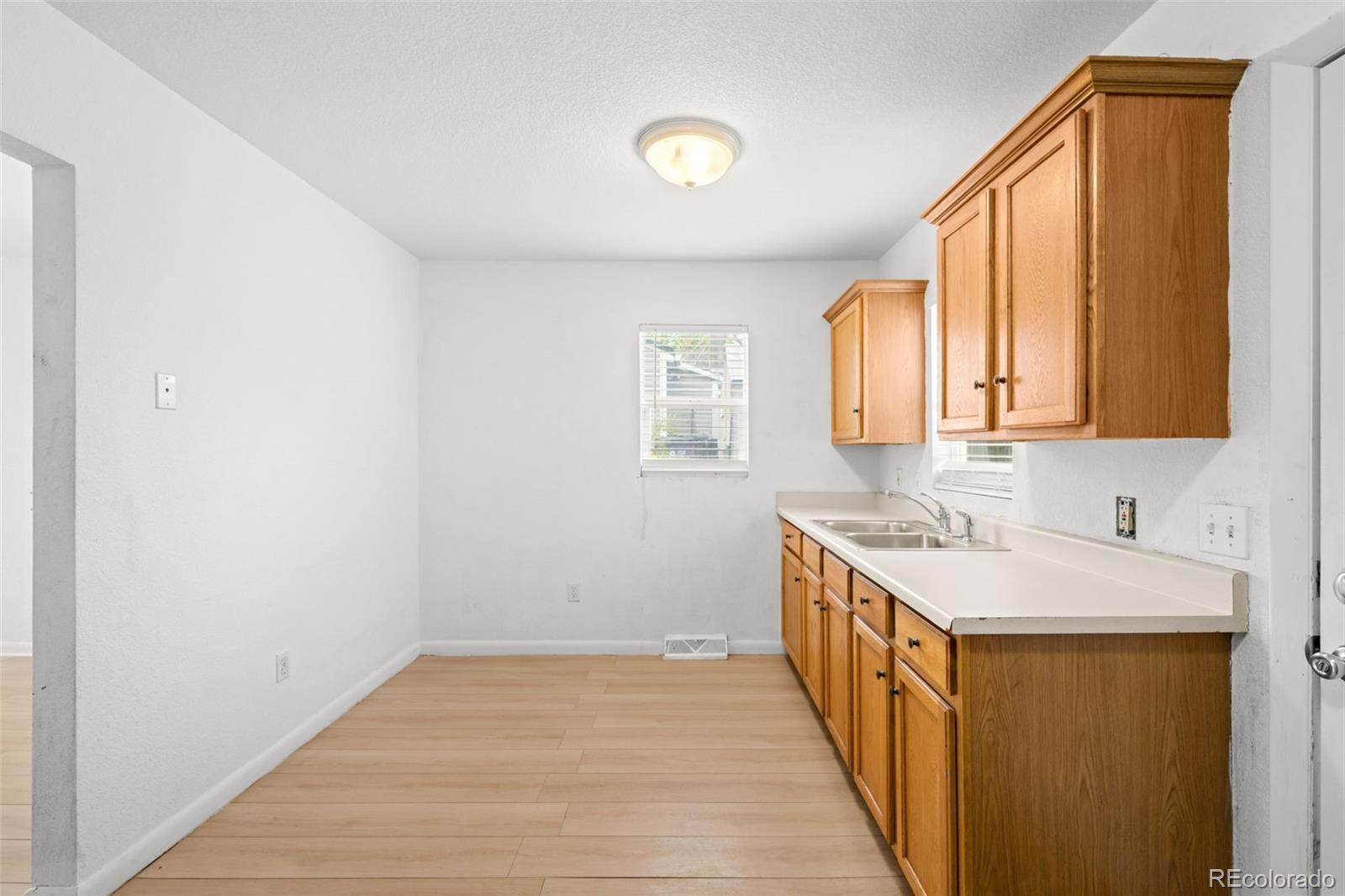 949 S Perry Street Denver CO 80219