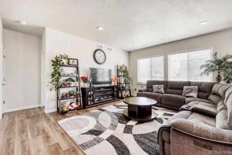 10965 Hayloft Street Parker CO 80134