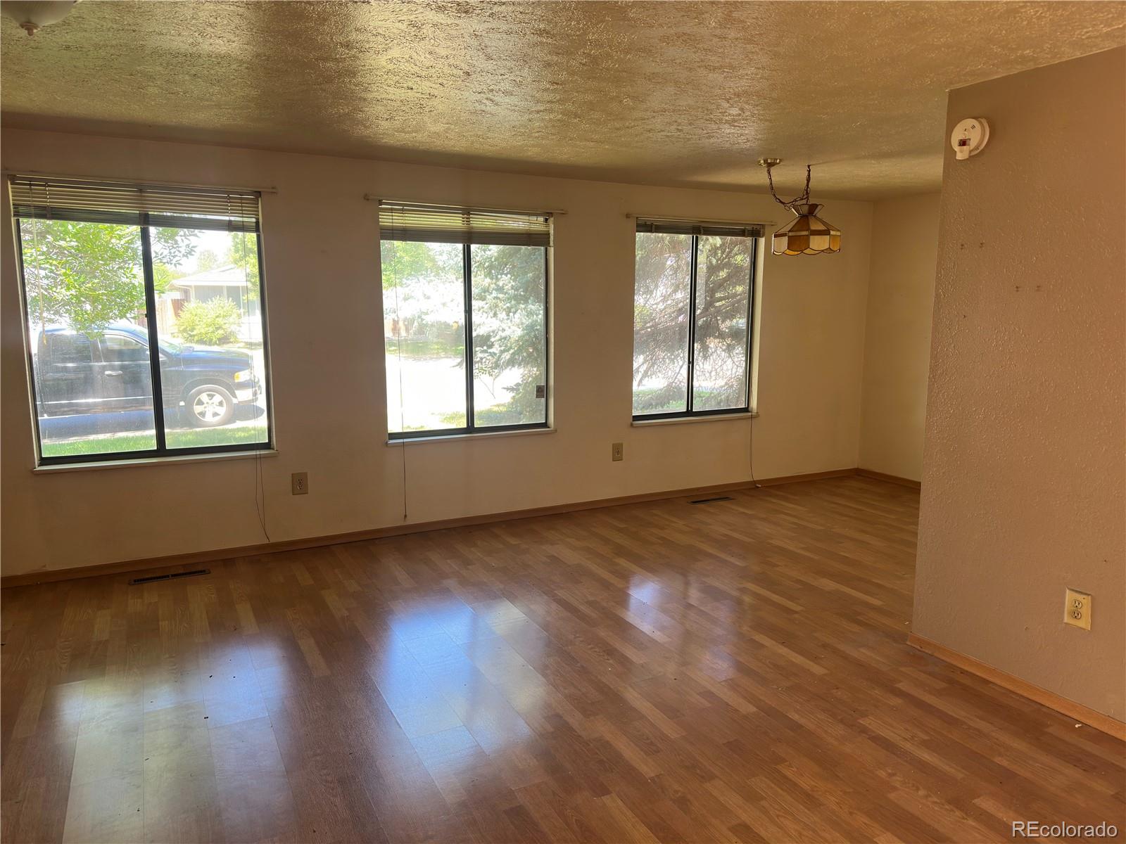 1224 Snowbank Court Longmont CO 80504