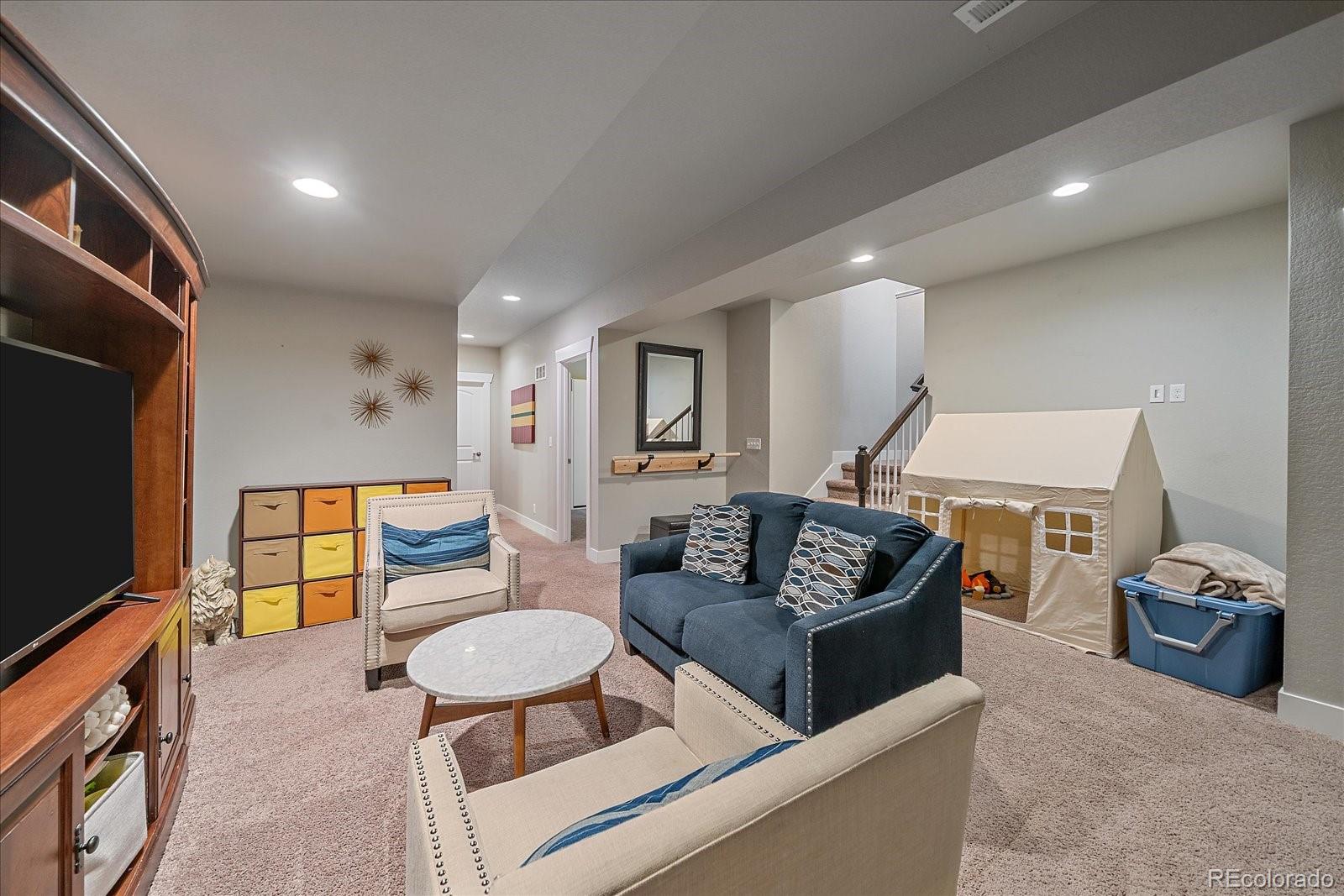 8758 E 54th Place Denver CO 80238