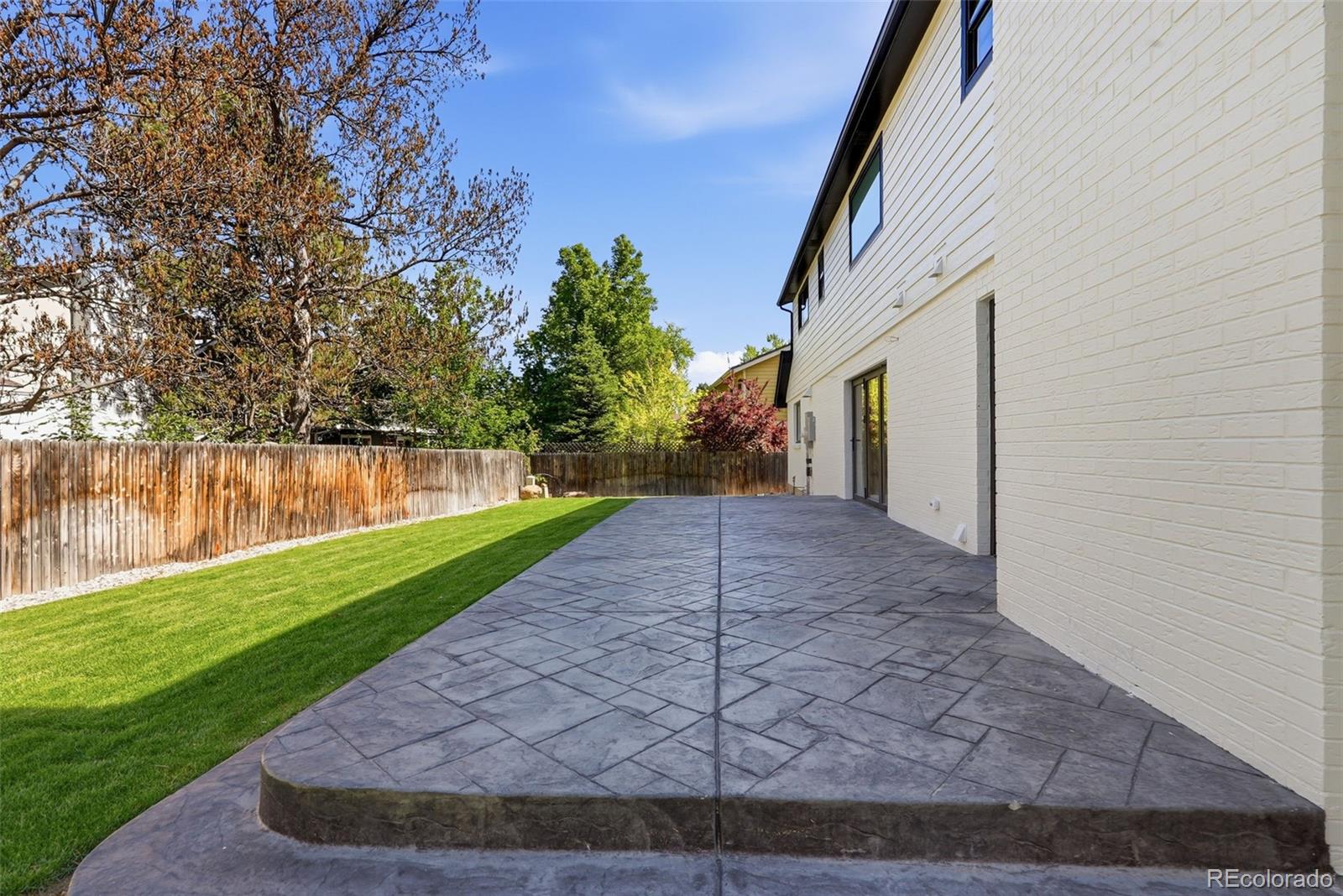 5557 S Hillside Street Greenwood Village CO 80111