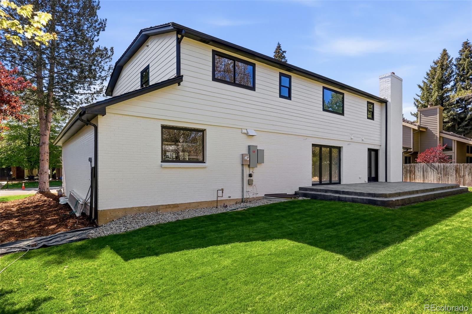 5557 S Hillside Street Greenwood Village CO 80111