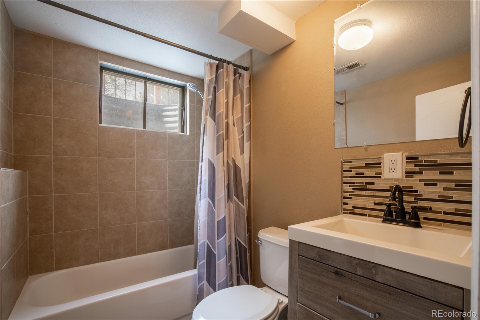 9271 Grove Street Westminster CO 80031