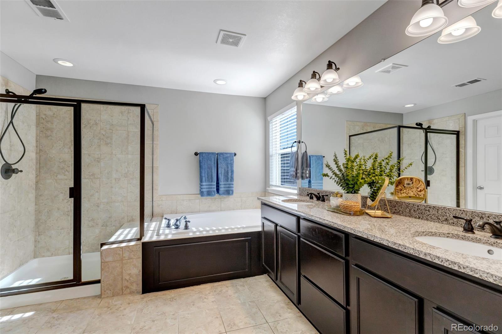 6563 S Little River Way Aurora CO 80016