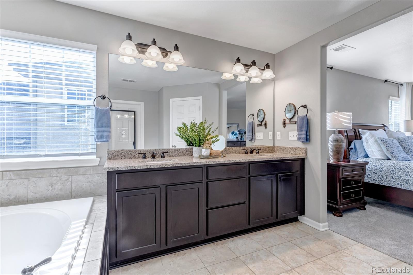 6563 S Little River Way Aurora CO 80016