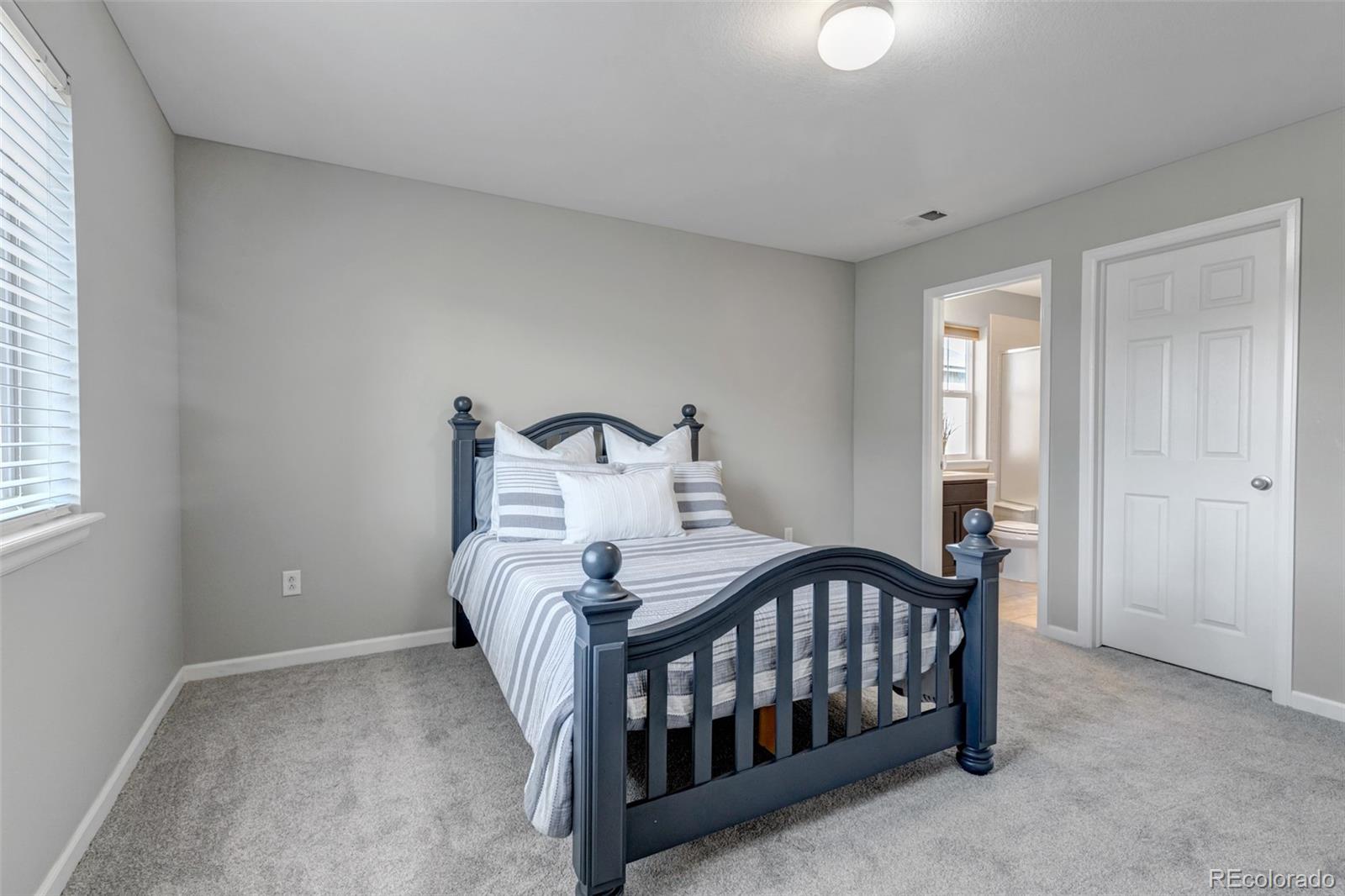 6563 S Little River Way Aurora CO 80016