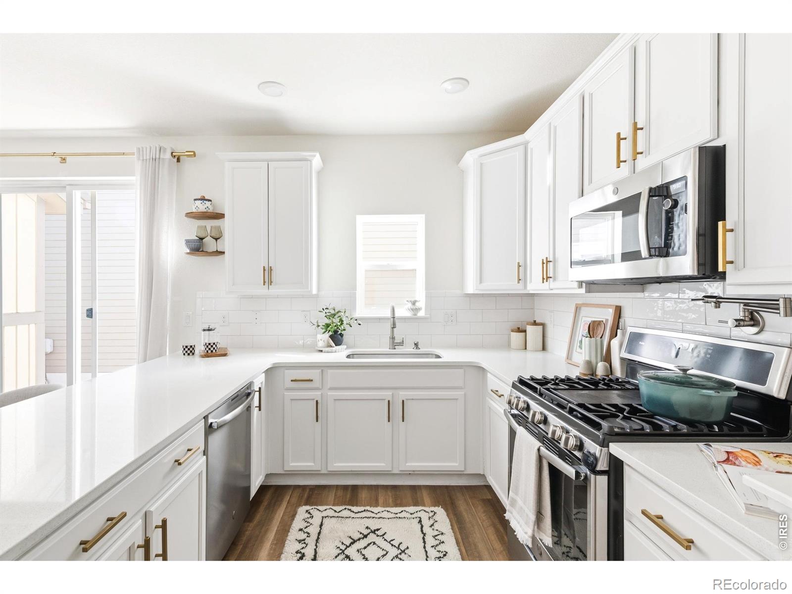 2827 S Fox Street Englewood CO 80110