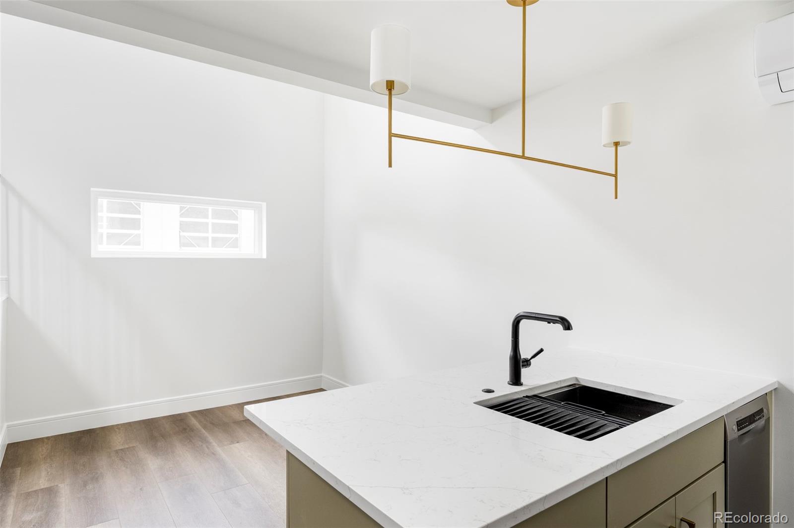 1059 S York Street Denver CO 80209