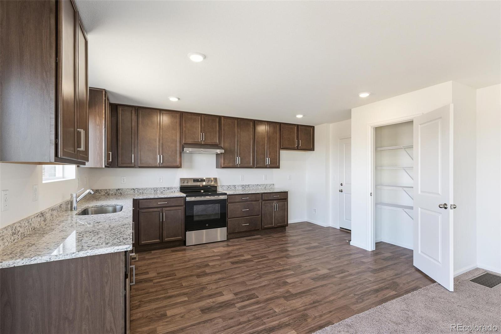 1662 S Gold Bug Way Aurora CO 80018