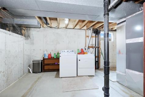 1305 S Laredo Court Aurora CO 80017