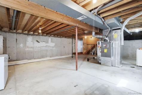 1305 S Laredo Court Aurora CO 80017