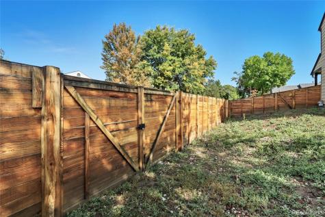 1305 S Laredo Court Aurora CO 80017