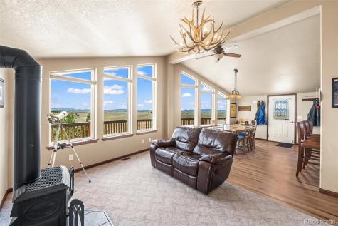 6037 Ranch Road Hartsel CO 80449