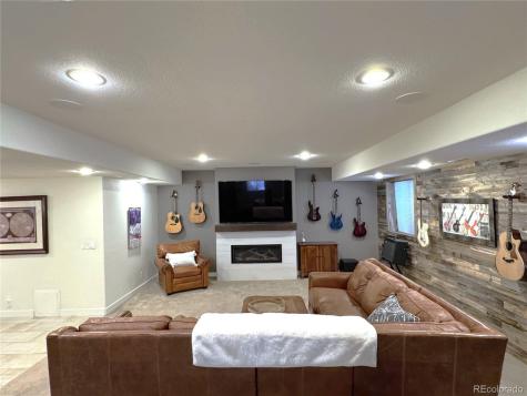 472 Durango Avenue Broomfield CO 80020
