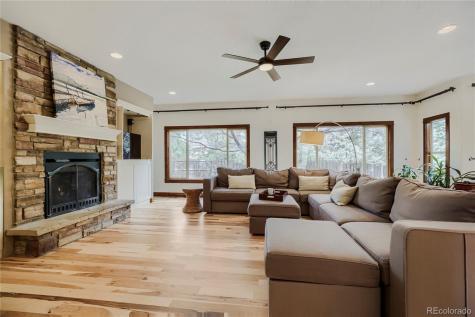 472 Durango Avenue Broomfield CO 80020