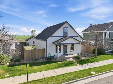 55470 E 27th Place Strasburg CO 80136