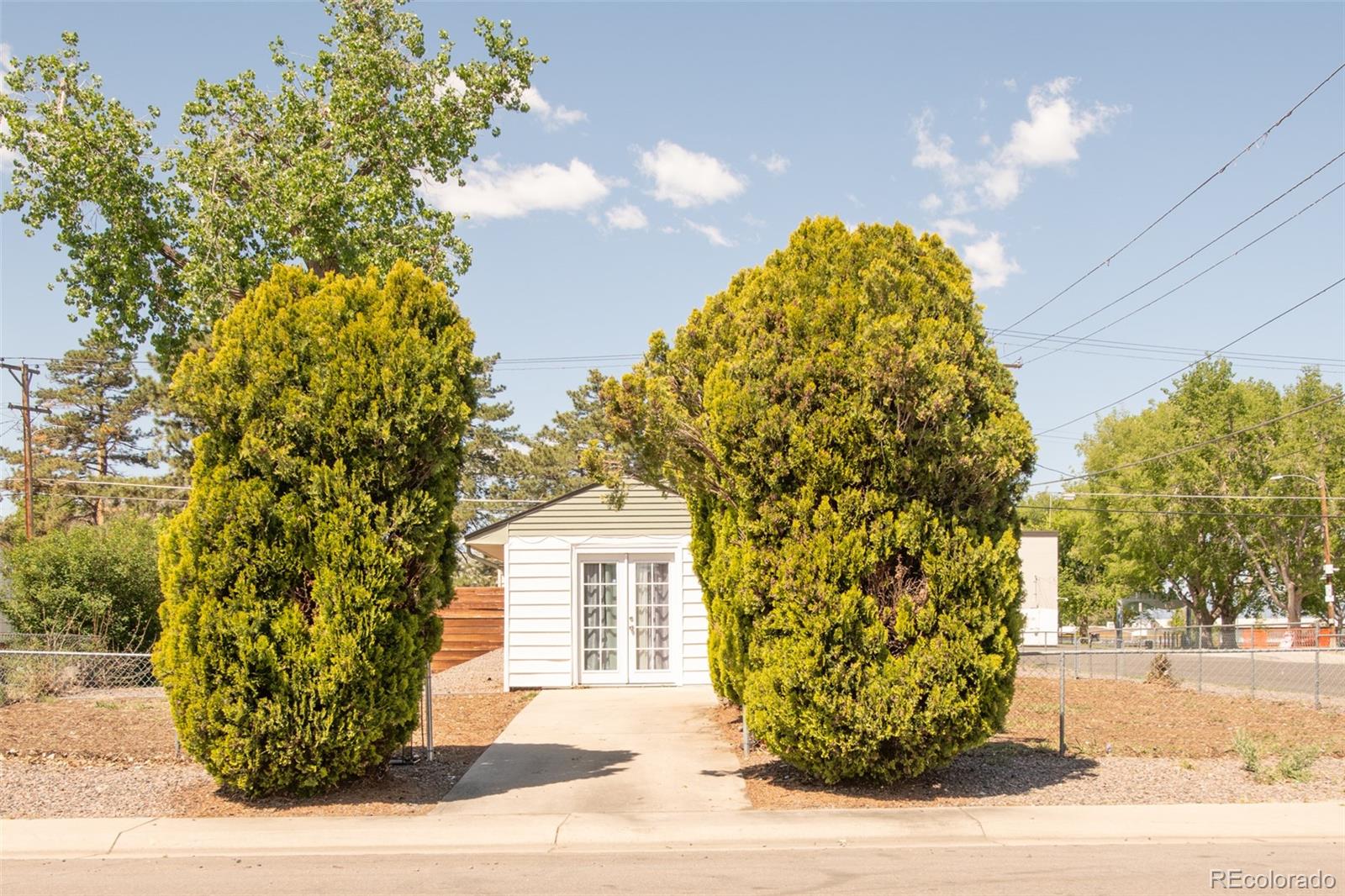 2690 E 49th Avenue Denver CO 80216