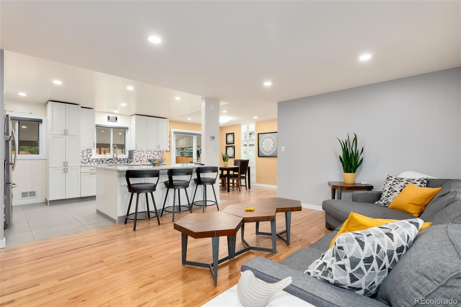 6801 S Marion Circle W Centennial CO 80122