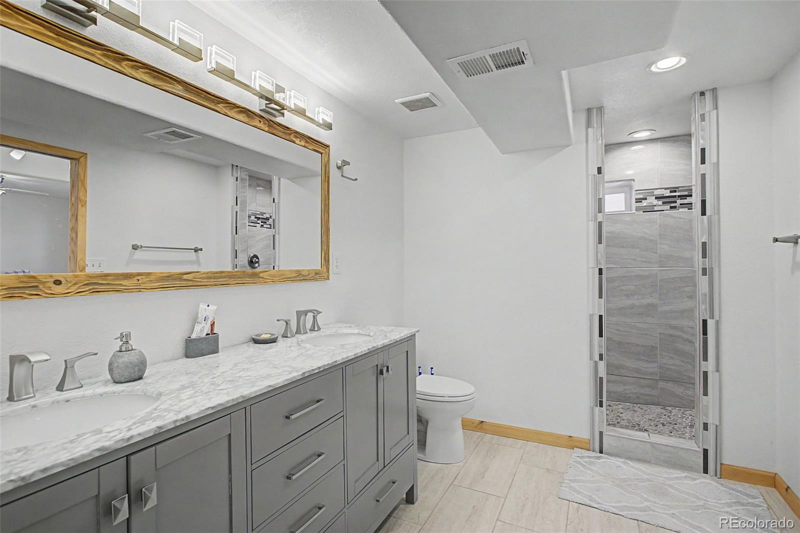 20950 E Ida Avenue Centennial CO 80015