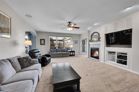 6349 S Old Hammer Way Aurora CO 80016