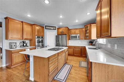 6349 S Old Hammer Way Aurora CO 80016