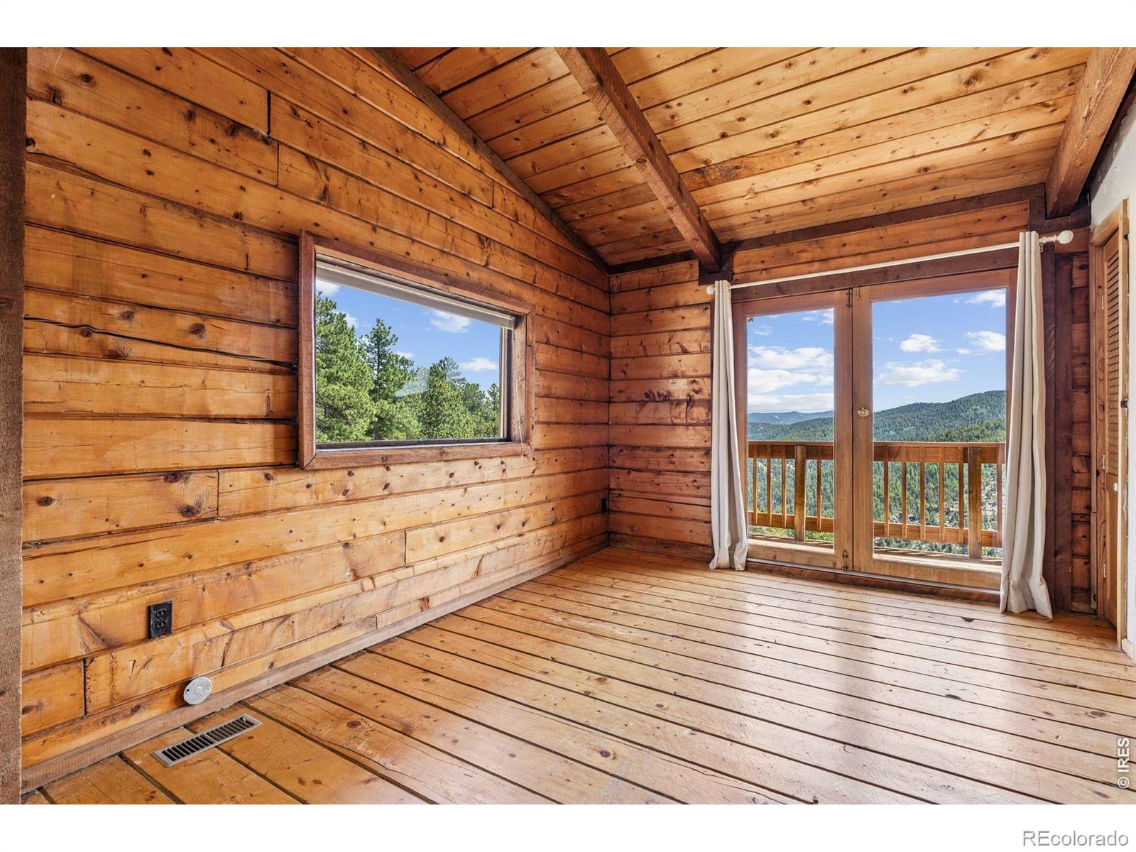 3907 Ridge Road Nederland CO 80466