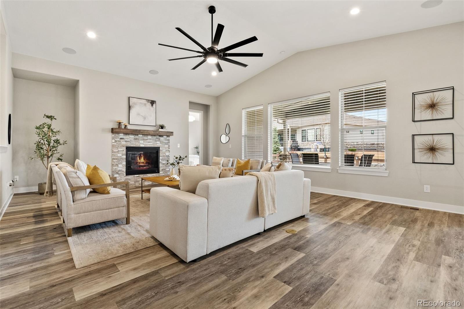 27620 E Lakeview Drive Aurora CO 80016