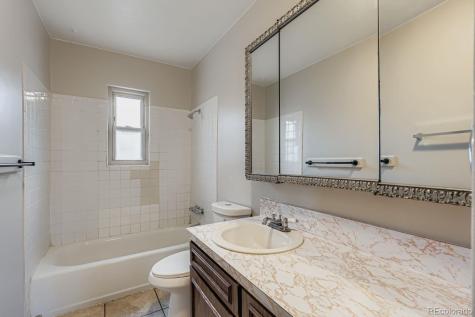 929 Quentin Street Aurora CO 80011