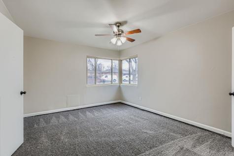 929 Quentin Street Aurora CO 80011