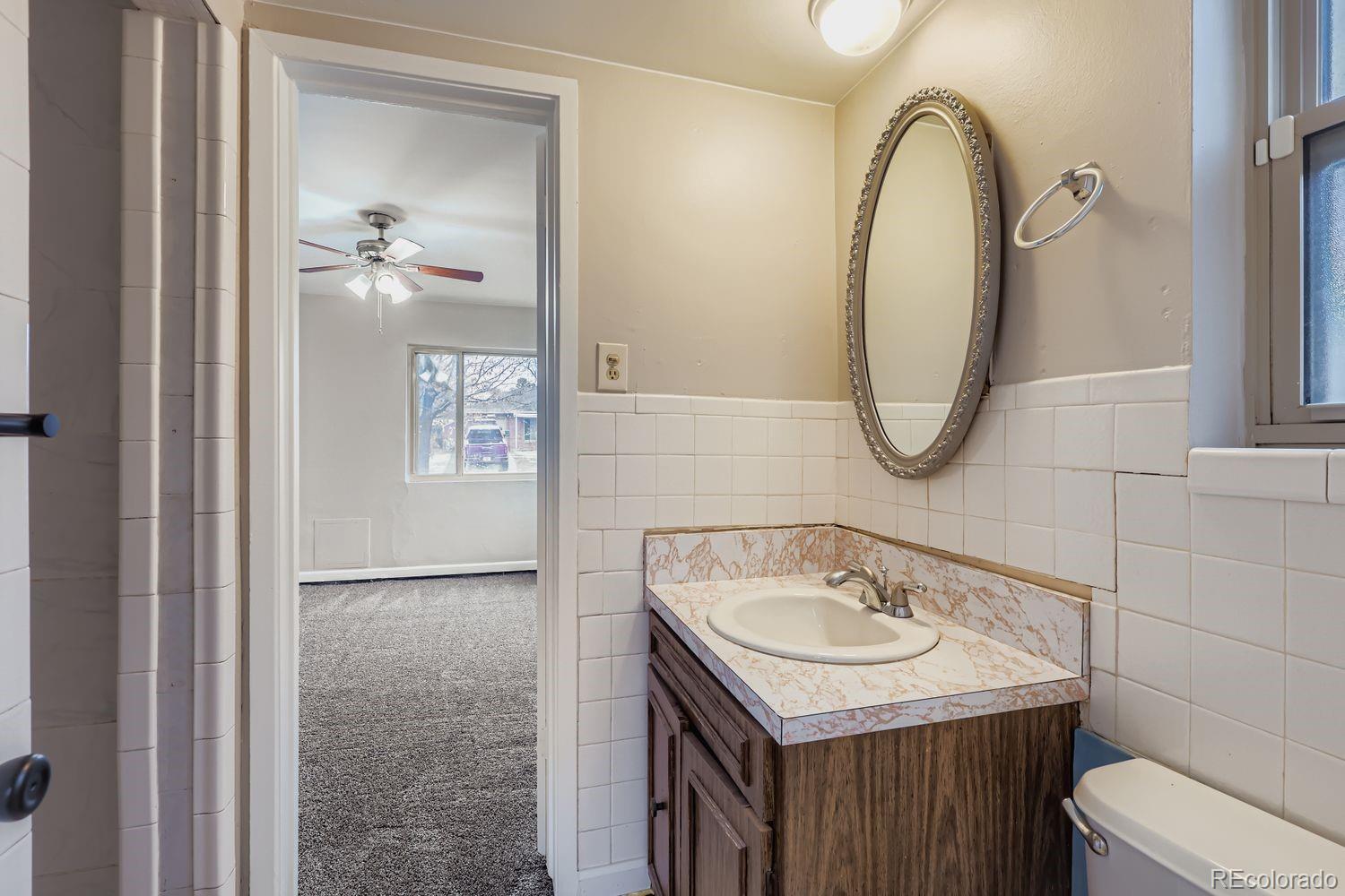 929 Quentin Street Aurora CO 80011