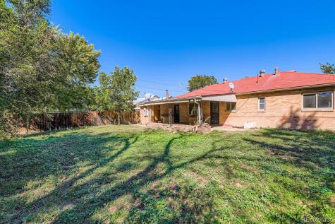 929 Quentin Street Aurora CO 80011