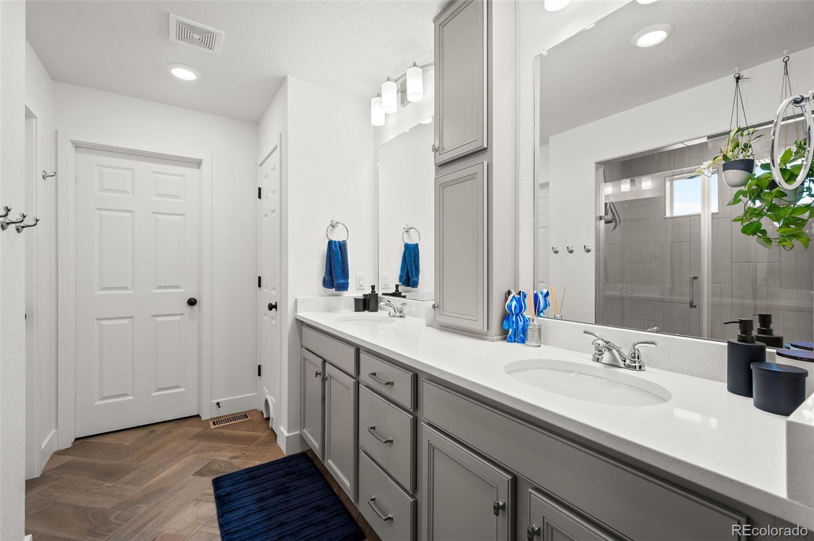 22245 E 45th Avenue Aurora CO 80019