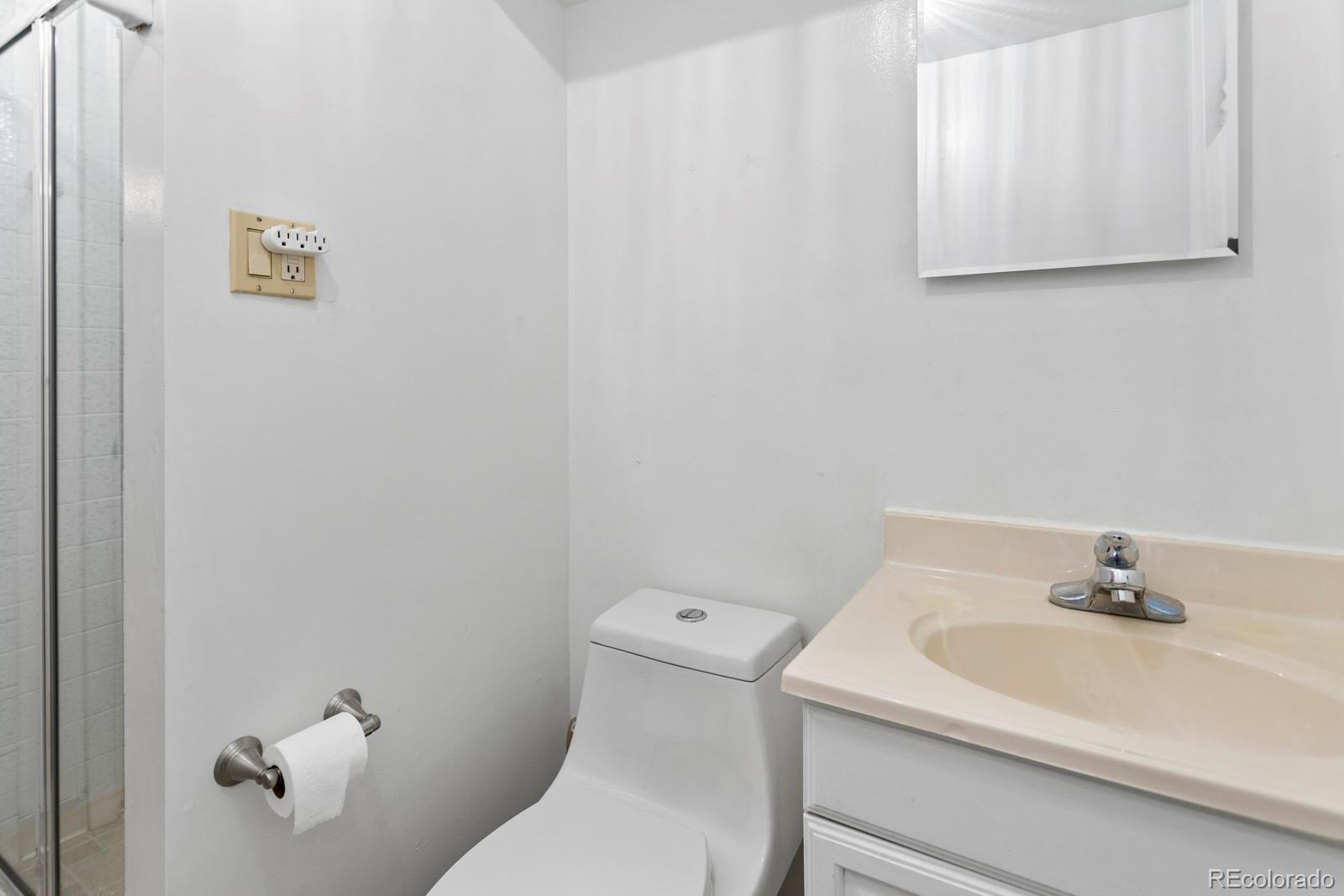 241 E 105th Avenue Northglenn CO 80233
