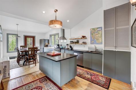 3049 Cr-6 Alma CO 80440