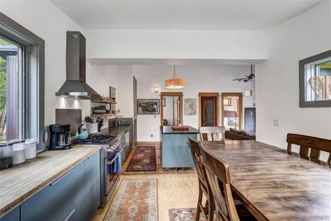 3049 Cr-6 Alma CO 80440