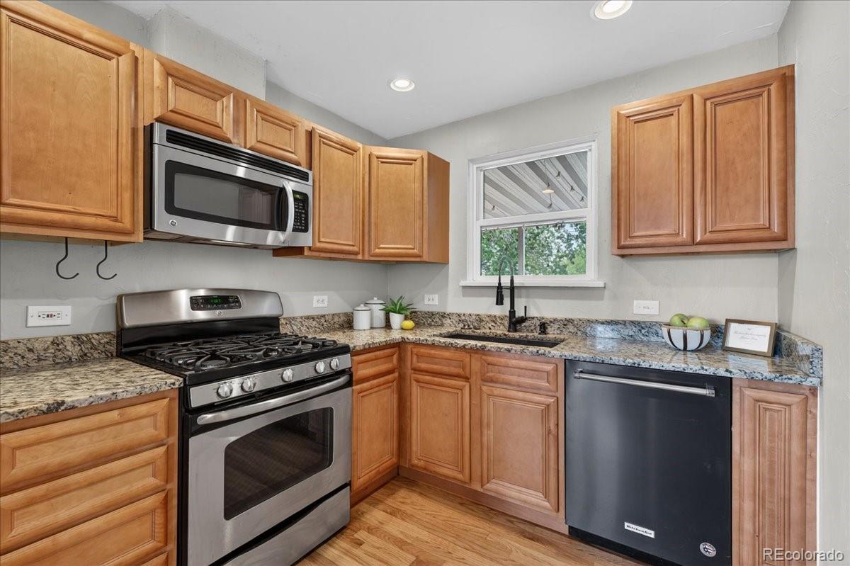 2817 N Steele Street Denver CO 80205