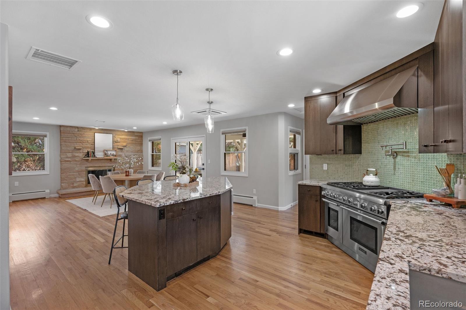 2738 S Langley Court Denver CO 80210